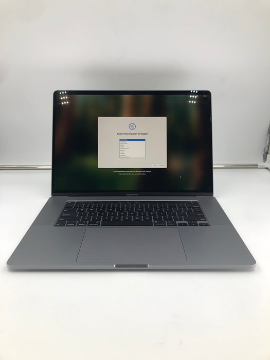 2019 Apple MacBook Pro 16" Intel Core i9-9980HK 2.4GHz 512GB SSD 32GB RAM macOS Sequoia