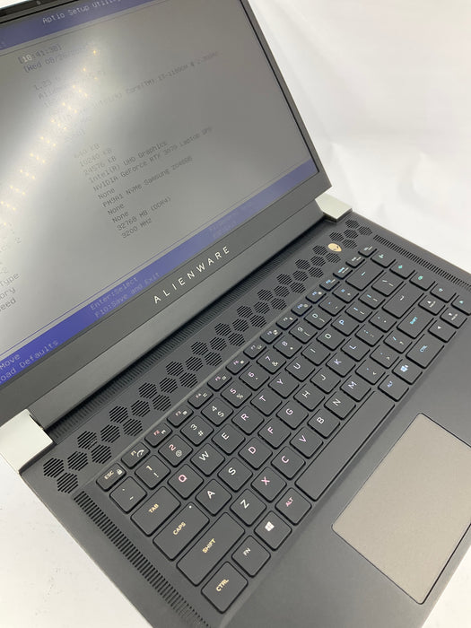 Alienware x15 R1 15.6" Core i7-11800H 2TB 32GB B Win 11 Pro RTX 3070