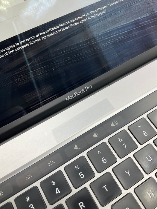 2019 Apple MacBook Pro 16" Core i9-9880H 1TB 16GB Sequioa