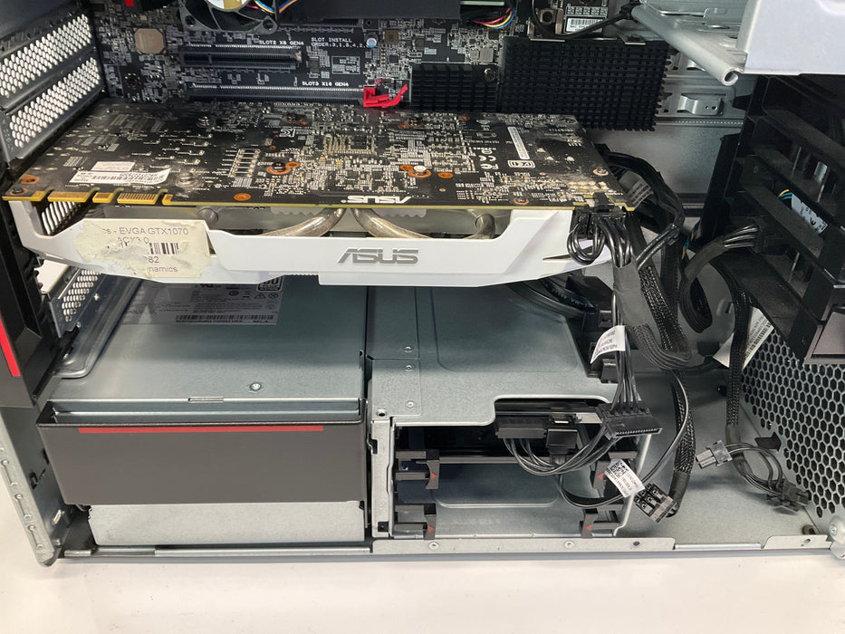 Lenovo ThinkStation P620 AMD Threadripper Pro 3945WX 2TB 32GB W11P GTX 1070