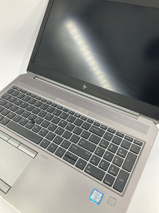 HP ZBook 15 G6 15.6" Core i7-9850H 256GB 32GB B Win 11 Pro T1000