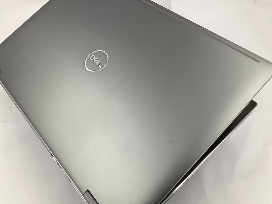 Dell Precision 7740 17.3" Core i9-9980HK 1TB 32GB Win 11 Pro Radeon WX 7100