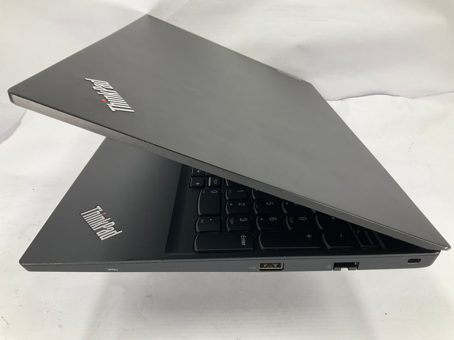 Lenovo ThinkPad E15 Gen 4 15.6" Core i5-1235U 256GB 24GB B Win 11 Pro