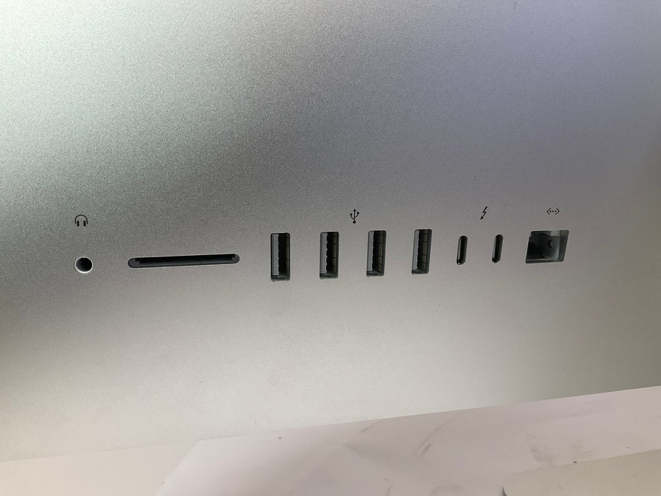 2017 (Mid) iMac 27" 5K Core i7-7700K 2TB 64GB Ventura