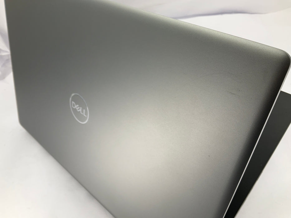 Dell Precision 7750 18" Core i9-10885H 512GB 32GB Win 11 Pro RTX 3000