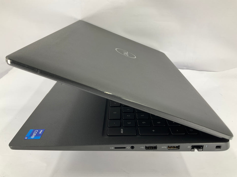 Dell Latitude 3520 15.6" Core i7-1165G7 256GB 16GB A Win 11 Pro