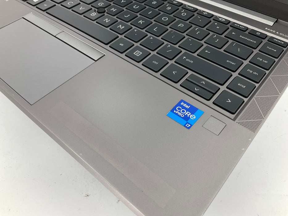 HP ZBook Firefly G8 14" Core i7-1185G7 256GB 16GB B Win 11 Pro *READ*