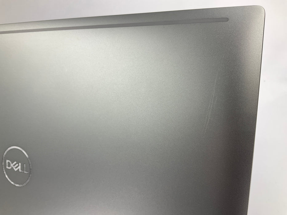 Dell Precision 7740 17.3" Core i9-9980HK 512GB 32GB Win 11 Pro Radeon WX 7100