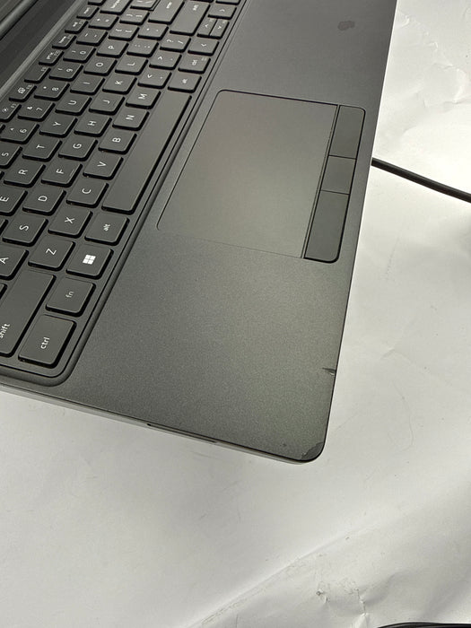 Dell Precision 7560 15.6" Core i9-11950H 256GB 64GB T1200