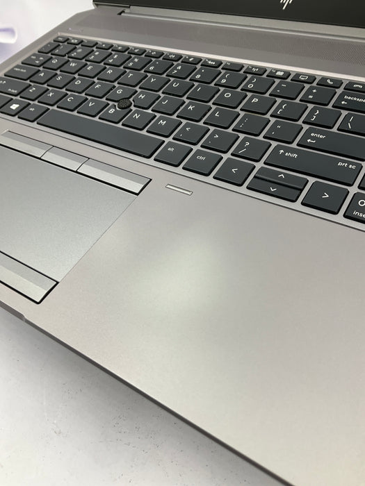 HP Zbook 15 G5 15.6" Core i7-8850H 512GB 32GB B Win 11 Pro P1000