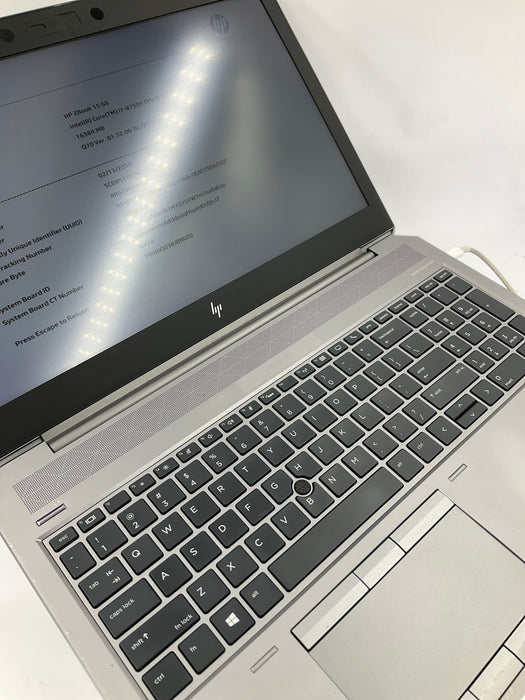HP Zbook 15 G5 15.6" Core i7-8750H 256GB 16GB B Win 11 Pro P2000