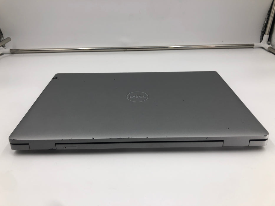 Dell Latitude 5520 15.6" Intel Core i7-1185G7 512GB SSD 16GB RAM Win 11 Pro Xe Graphics