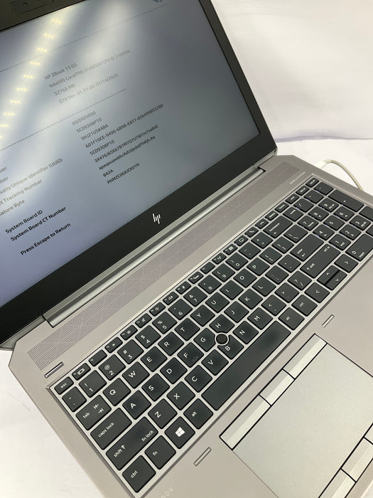 HP ZBook 15 G5 15.6" Core i7-8850H 256GB 32GB B Win 11 Pro P1000