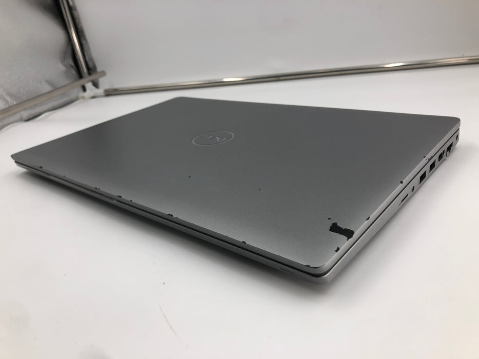 Dell Latitude 5520 15.6" Intel Core i7-1185G7 512GB SSD 16GB RAM Win 11 Pro Xe Graphics