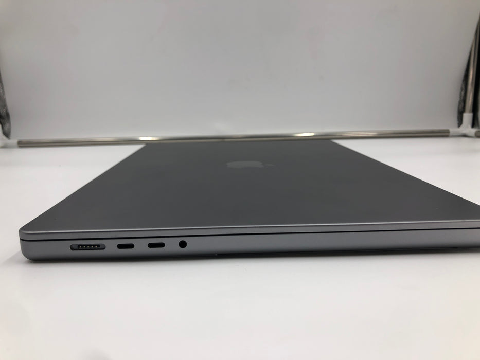 2021 Apple MacBook Pro 16.2" Apple M1 PRO chip 10-core CPU/16-core GPU 512GB SSD 32GB RAM macOS Sequoia