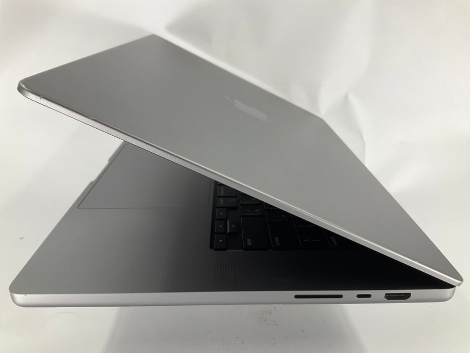 2021 Apple MacBook Pro 16" M1 Max (10 Core/32 Core) 4TB 64GB Tahoe