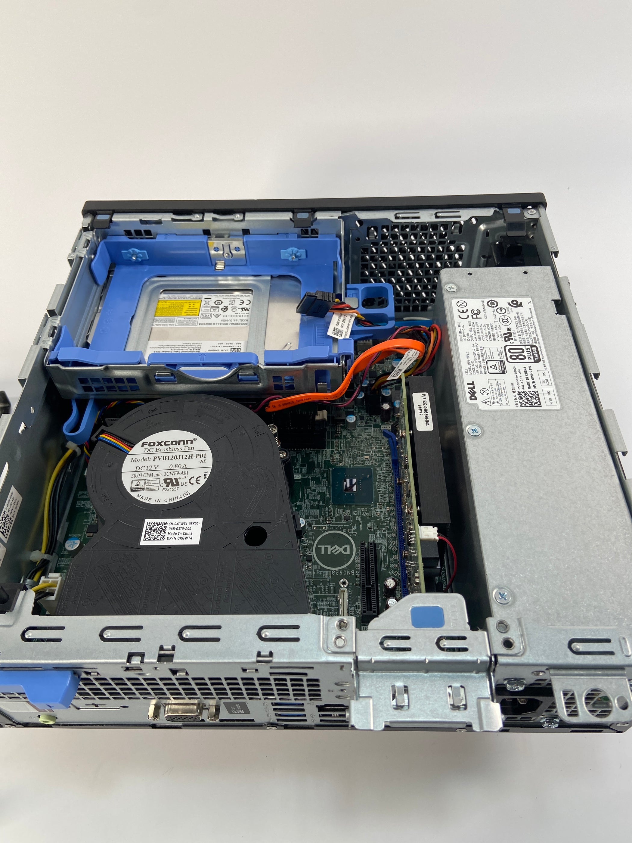 Dell Optiplex 5070 Intel Core i79700K (9th Gen CPU) 256 GB 16 GB — 3R