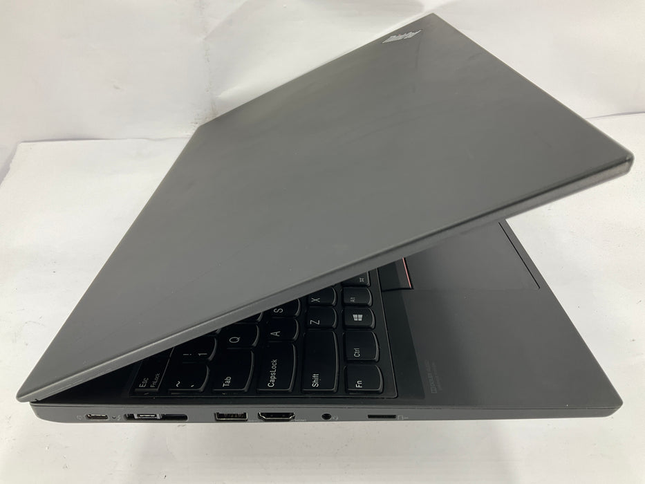 Lenovo ThinkPad P15s Gen 1 15.6" Core i7-10510U 256GB 16GB B Win 11 Pro P520
