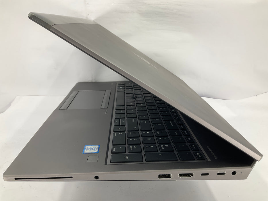HP ZBook 15 G5 15.6" Core i7-8850H 256GB 32GB B Win 11 Pro P1000