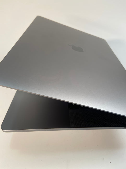 2018 Apple MacBook Pro A1990 (EMC 3215) 15.4" Intel Core i7-8850H 512GB SSD 16GB RAM macOS Sequoia