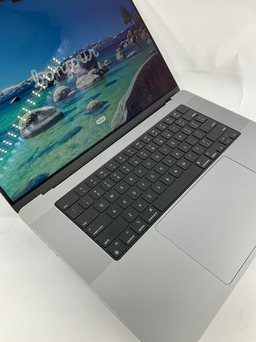 2021 Apple MacBook Pro 16" M1 Max (10 Core/32 Core) 4TB 64GB Tahoe