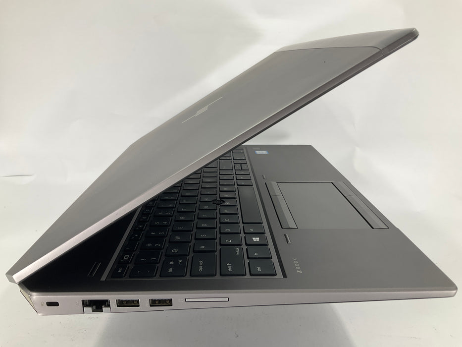 HP ZBook 15 G5 15.6" Core i7-8850H 250GB 32GB Win 11 Pro P1000