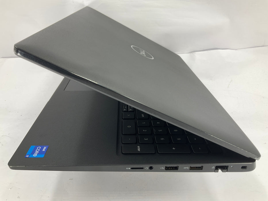 Dell Latitude 3520 15.6" Core i7-1165G7 1TB 16GB B Win 11 Pro