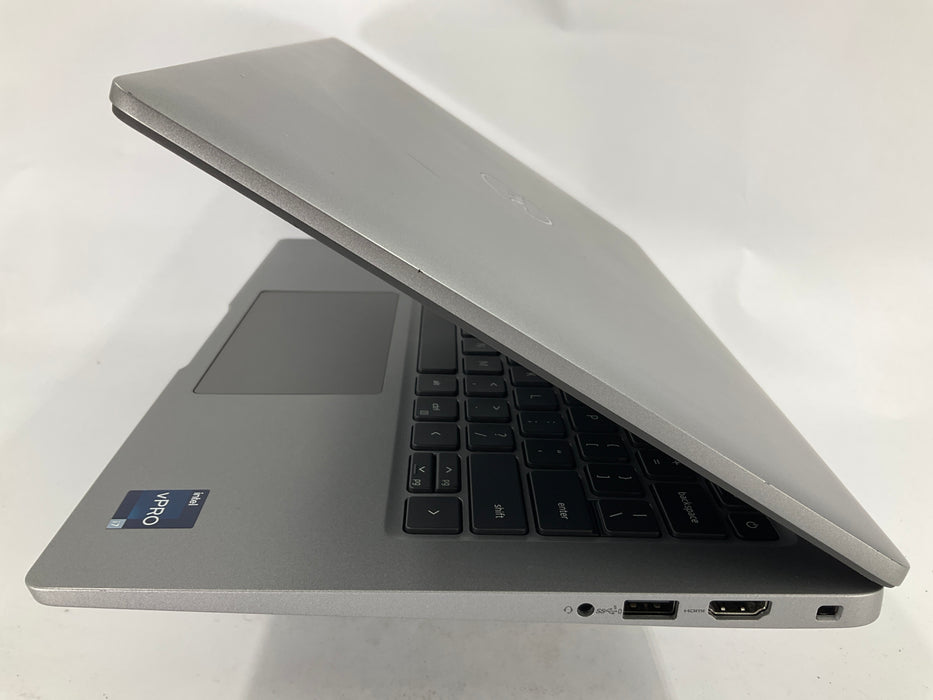 Dell Latitude 5440 14" Core i7-1365U 512GB 32GB Win 11 Pro *NEW BATTERY*