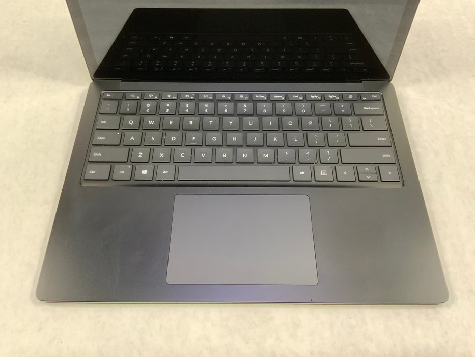 Microsoft Surface Laptop 3 (1868) 13.5" Intel Core i5-1035G7 256GB SSD 8GB RAM A Win 11 Pro