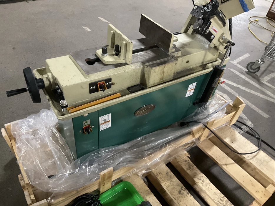 Grizzly Model G4030 6-1/2" X 9 1/2" Metal-Cutting Bandsaw w/ Coolant Pump