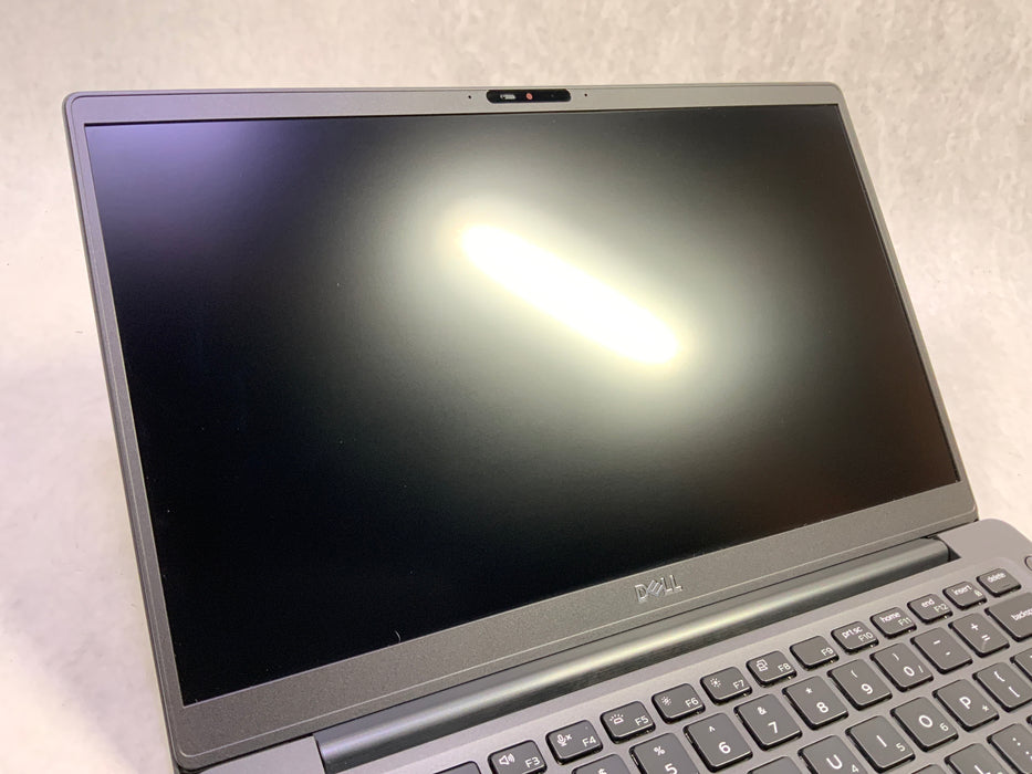 Dell Latitude 7400 14" Intel Core i7-8665U 256GB SSD 16GB RAM A Win 11 Pro