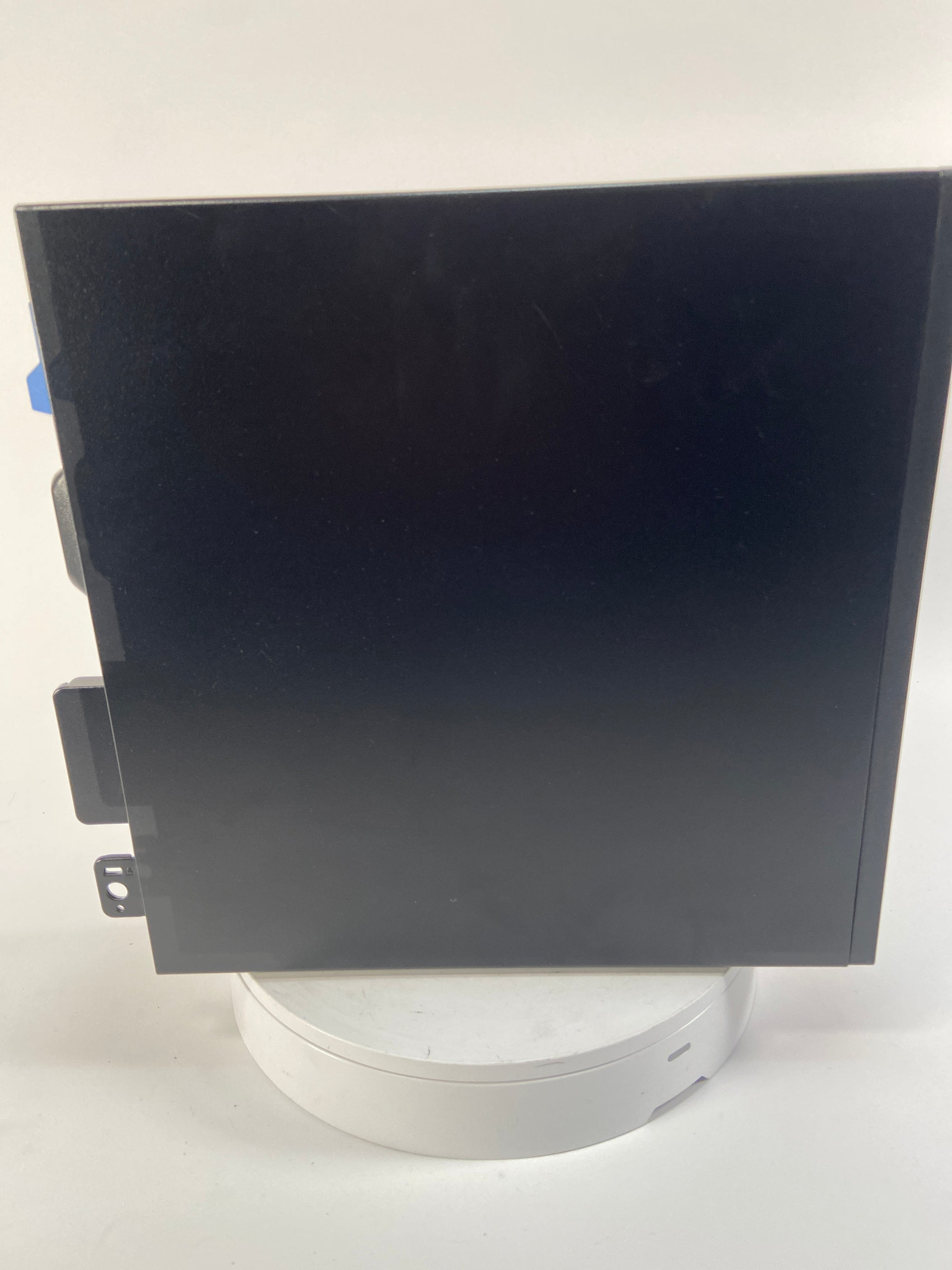 Dell Optiplex 5070 Intel Core i79700K (9th Gen CPU) 256 GB 16 GB — 3R