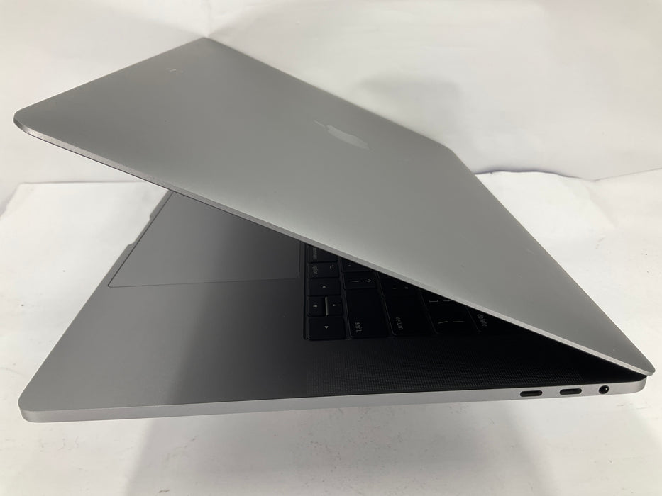 2017 Apple MacBook Pro 16" Core i7-7920HQ 1TB 16GB Sequoia