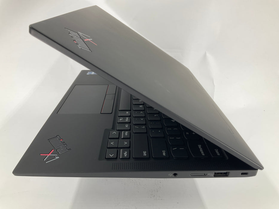 Lenovo ThinkPad X1 Carbon 11th Gen 14" Touch Core i7-1365U 1TB 32GB Win 11 Pro