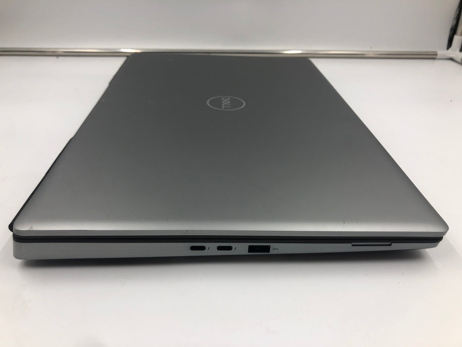 Dell Precision 7750 17.3" Intel Core i7-10875H 256GB SSD 24GB RAM Win 11 Pro