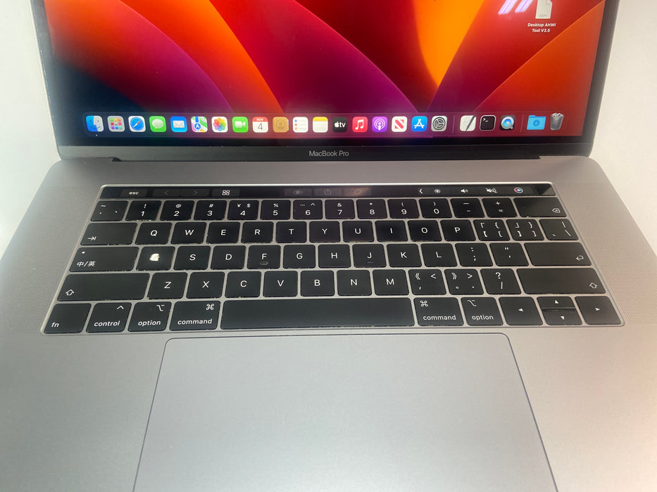 2019 Apple MacBook Pro 15.4" Intel Core i7-9750H 256GB SSD 16GB RAM macOS Sequoia