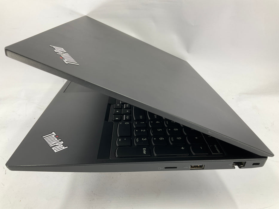 Lenovo ThinkPad E595 15.6" AMD Ryzen 5 3500U 1TB 16GB B Win 11 Pro