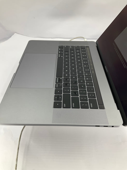 2018 Apple MacBook Pro Core i9-8950HK CPU @ 2.90GHz 512GB 32GB  B Sequoia
