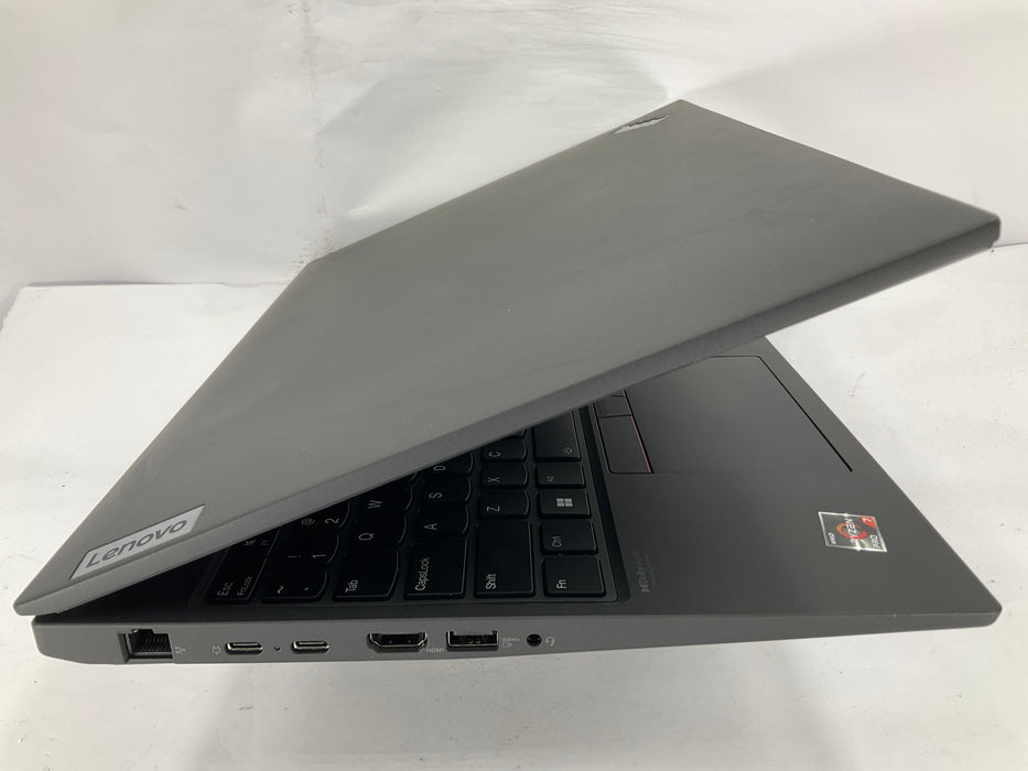 Lenovo ThinkPad P16s Gen 1 16.0"AMD Ryzen 7 PRO 6850U 512GB 32GB  B Win 11 Pro