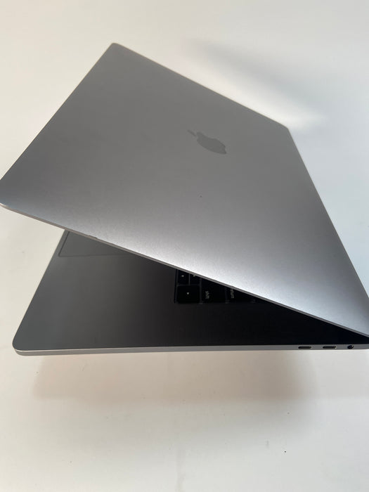 2018 Apple MacBook Pro A1990 (EMC 3215) 15.4" Intel Core i7-8850H 512GB flash 16GB RAM macOS Sequoia