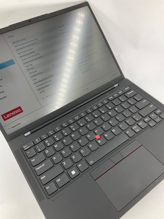 Lenovo ThinkPad X1 Carbon 11th Gen 14" Core i7-1365U 512GB 32GB  B Win 11 Pro