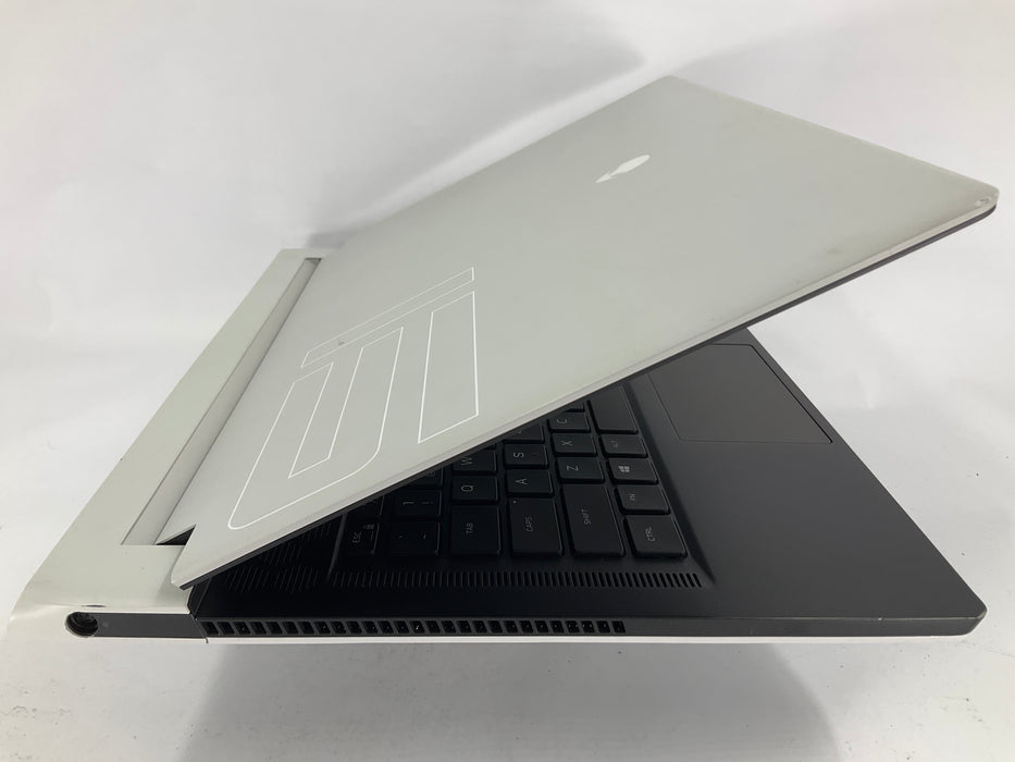 Alienware x15 R1 15.6" Core i7-11800H 2TB 32GB B Win 11 Pro RTX 3070