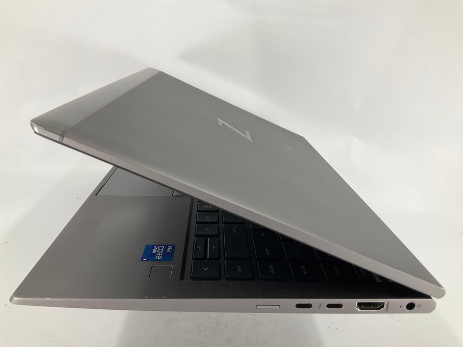 HP ZBook Firefly G8 14" Core i7-1185G7 256GB 16GB B Win 11 Pro *READ*
