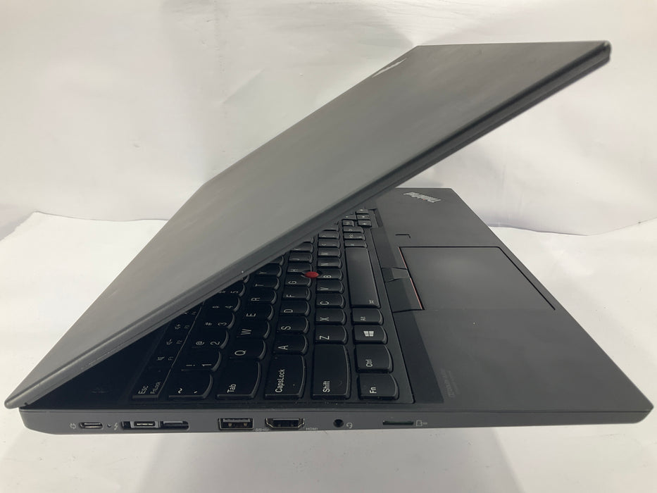 Lenovo ThinkPad P15s Gen 2 16" Core i7-1165G7 512GB 16GB B Win 11 Pro T500