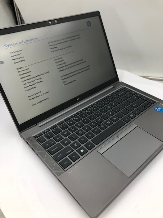 HP ZBook Firefly 14 G8 14" Core i5-1145G7 256GB 16GB B Win 11 Pro T500