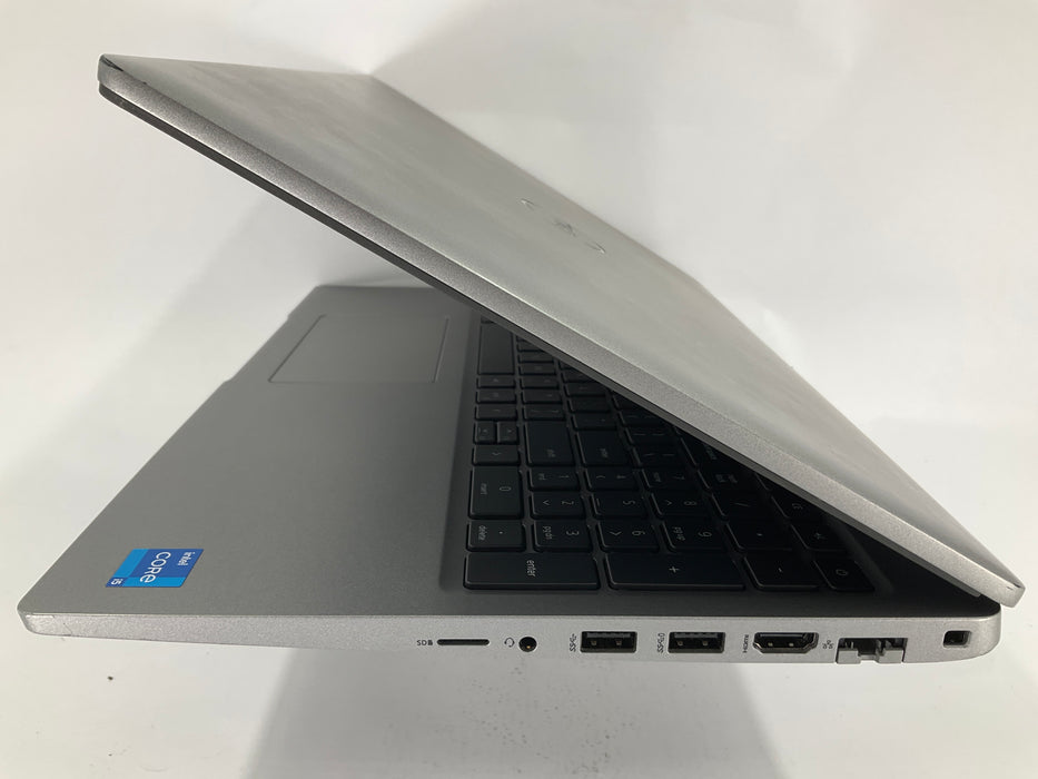 Dell Latitude 5520 15.6" Core i5-1135G7 512GB 16GB B Win 11 Pro
