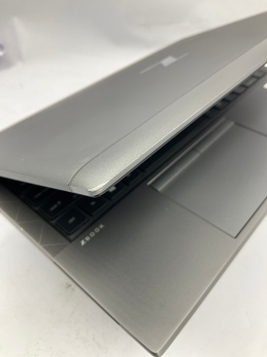 HP ZBook Firefly 14 G7 Workstation 14" Core i7-10610U 512GB 16GB B Win 11 Pro