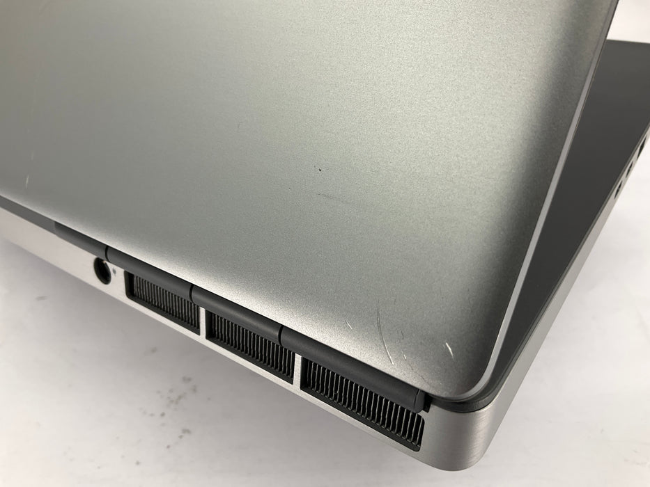 Dell Precision 7750 18" Core i9-10885H 512GB 64GB Win 11 Pro RTX 4000