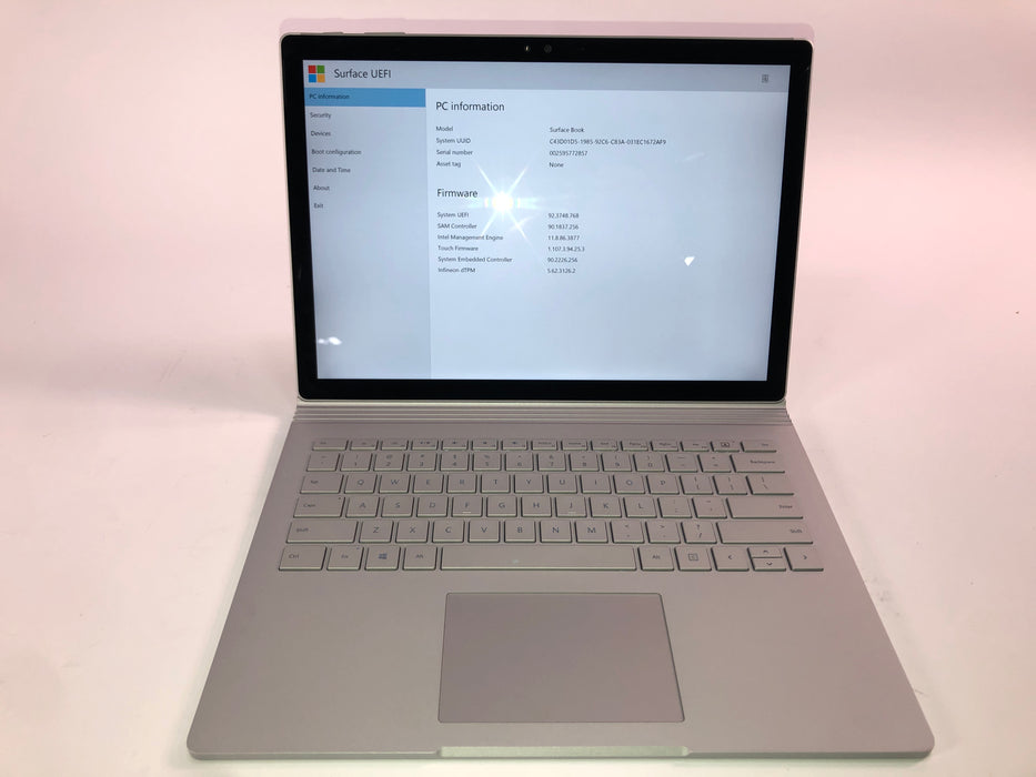 Microsoft Surface Book 13.5" Intel Core i5-6300U 256GB SSD 8GB RAM Win 10 Pro