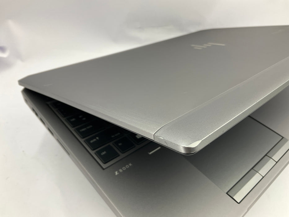 HP ZBook 15 G5 15.6" Core i7-8850H 256GB 32GB Win 11 Pro P1000
